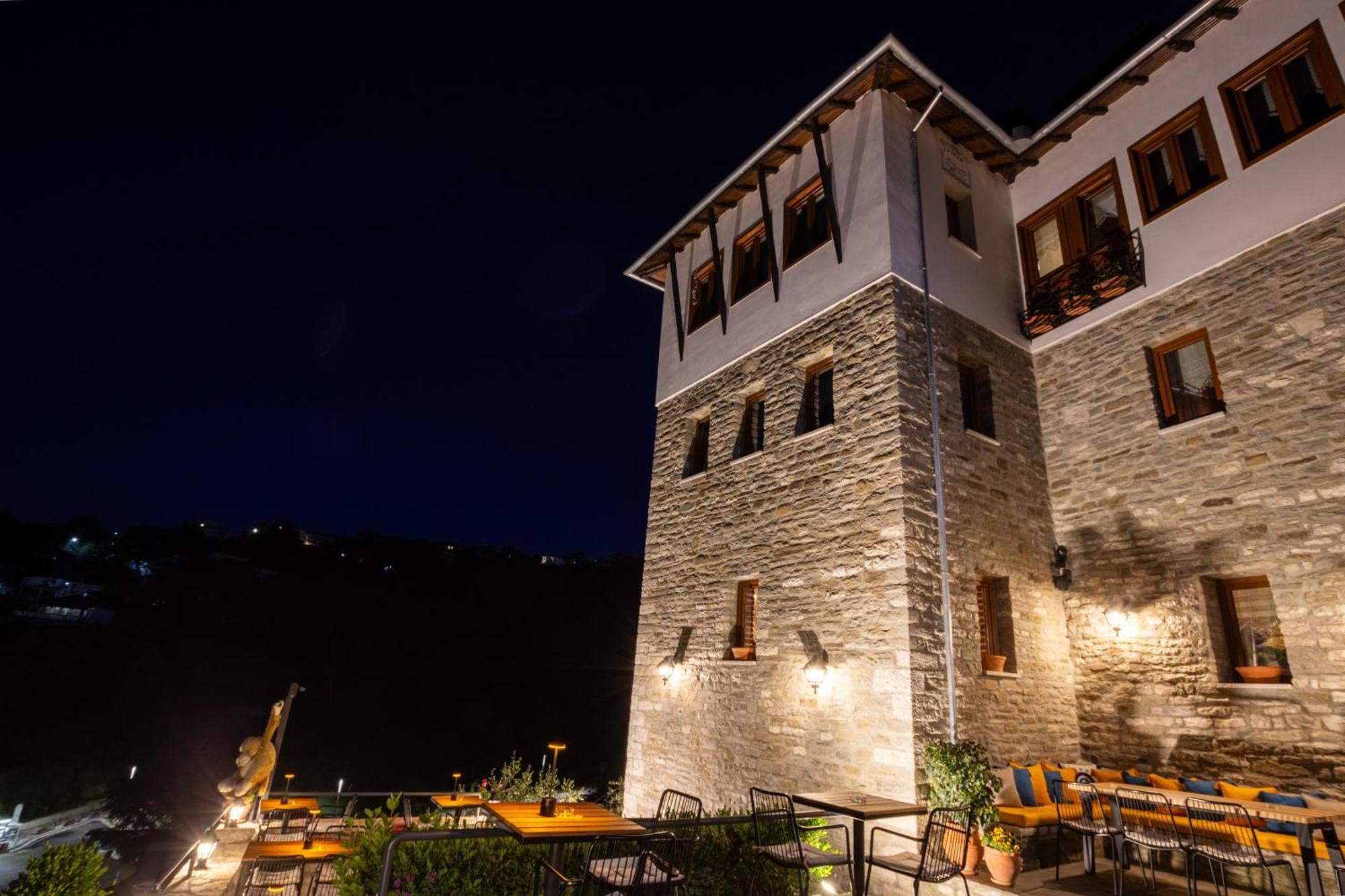 The Stone Sky Hotel Gjirokastër Exteriör bild